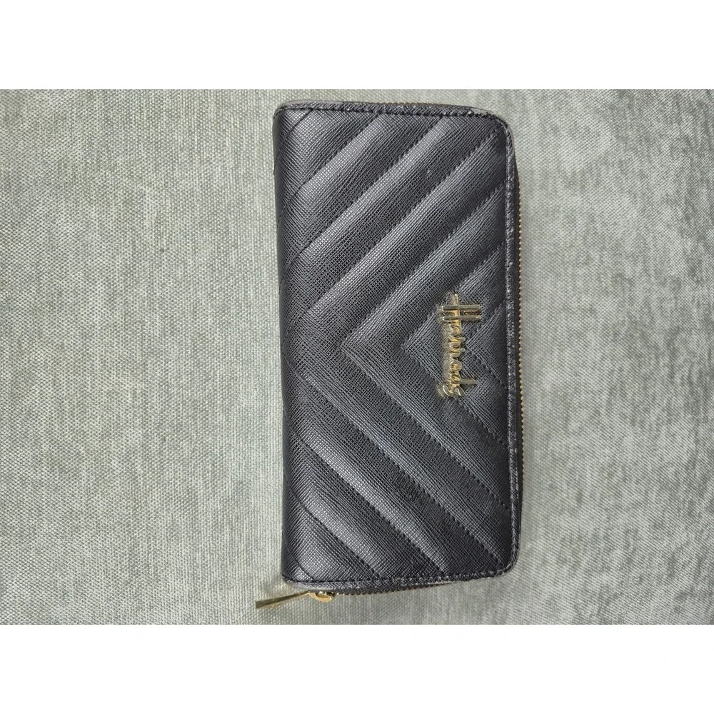 Harrods Black Chevron Quilted Saffiano Zip Around Continental Wallet Gold Logo